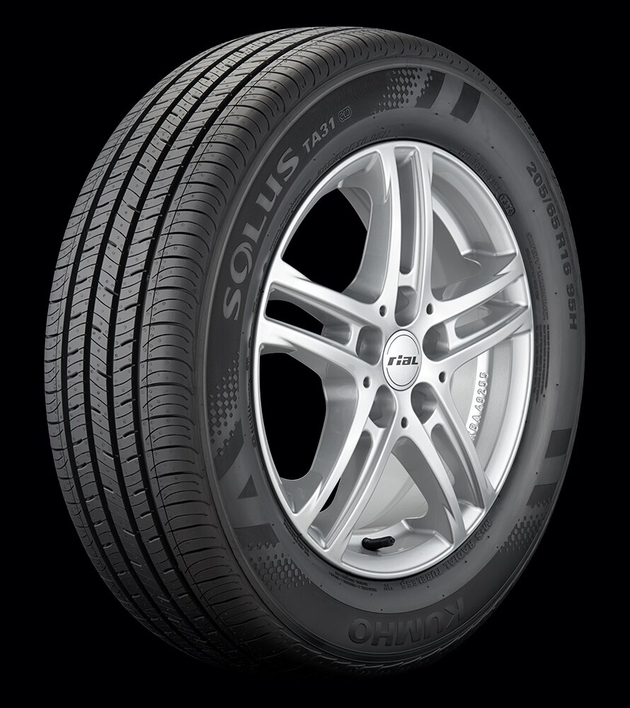 SuperView of the Kumho Solus TA31