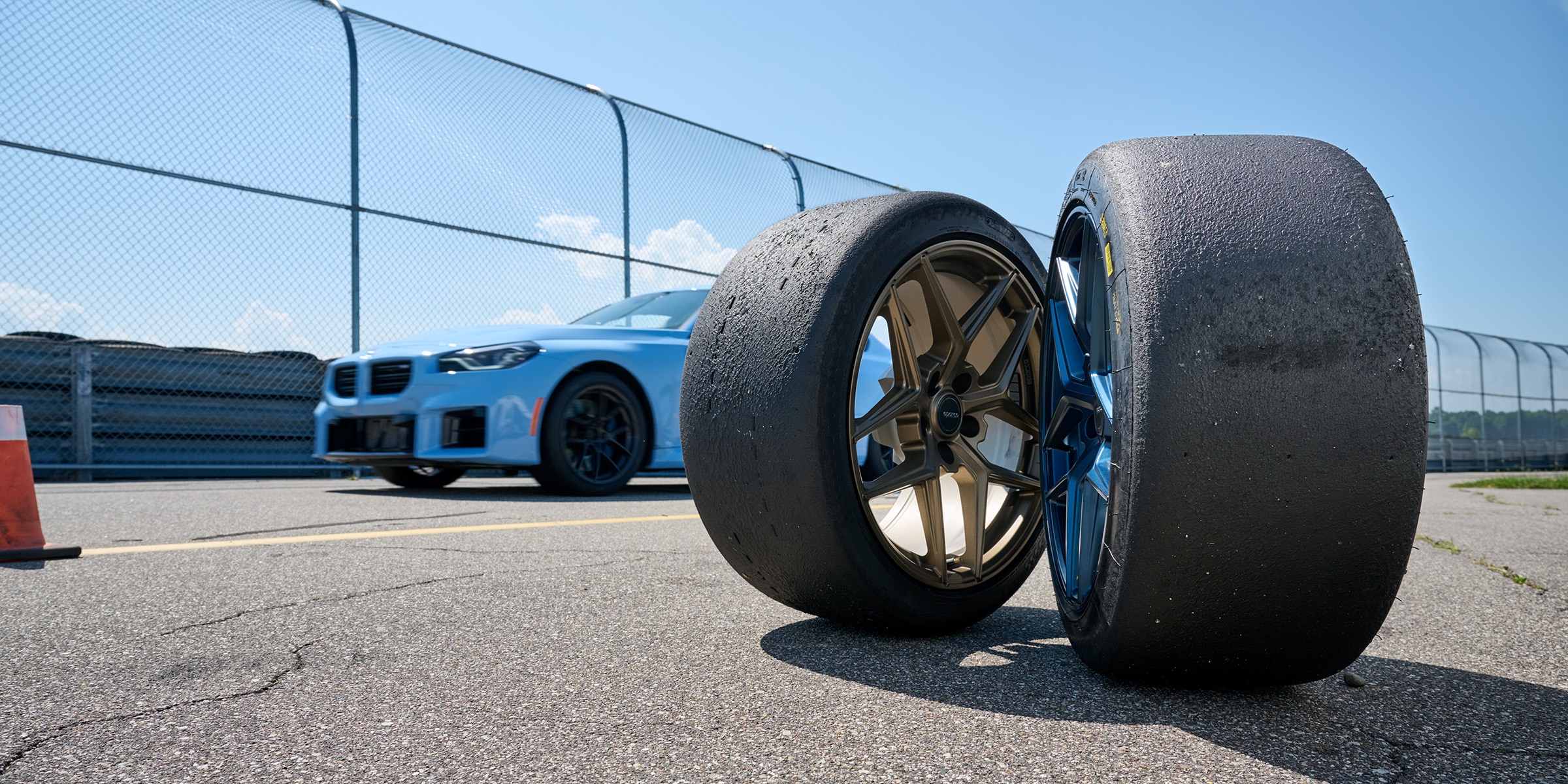 Pilot Sport GT M vs Hoosier R7