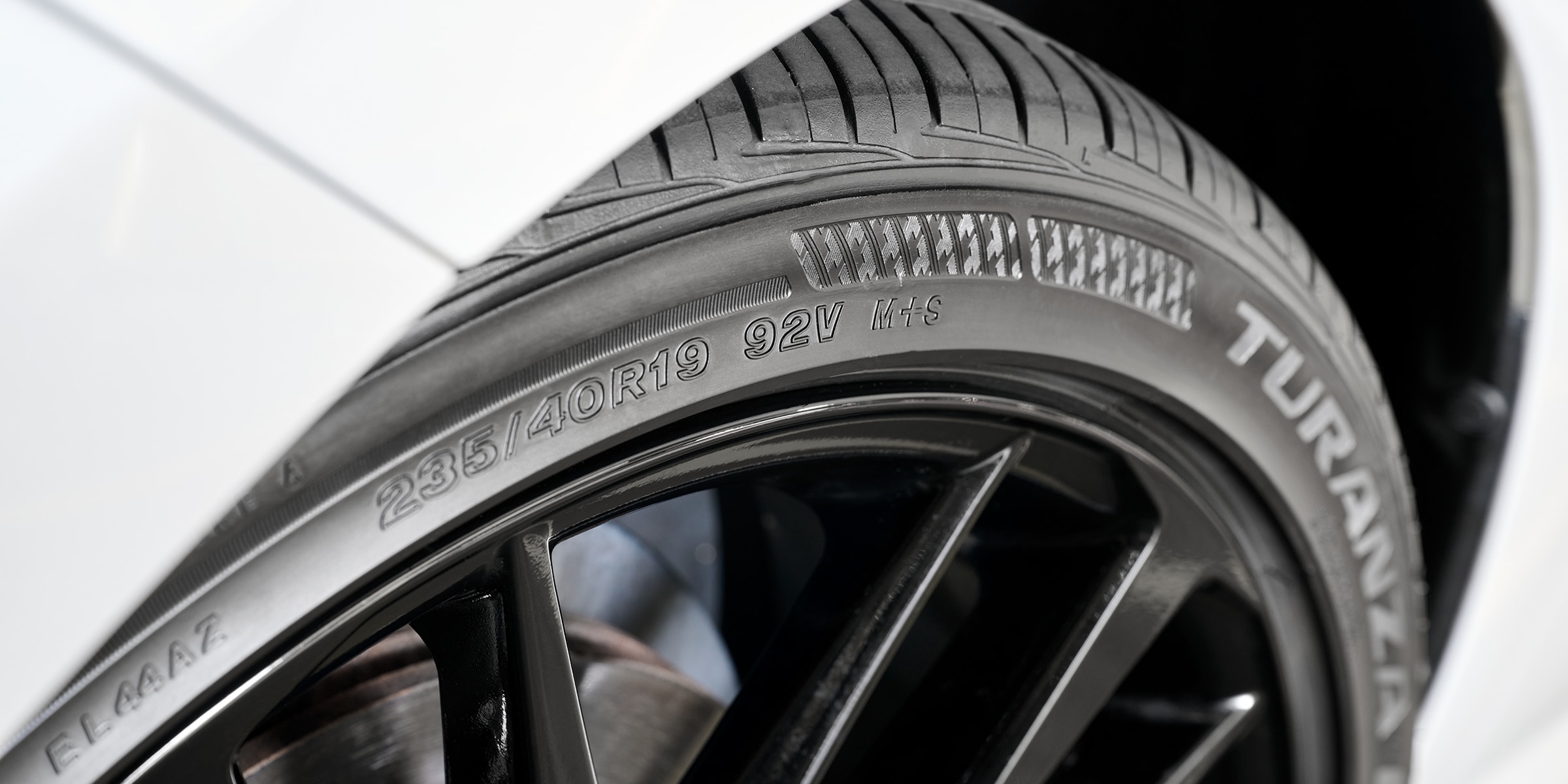 Tire Speed Rating Chart & Tire Tread Life