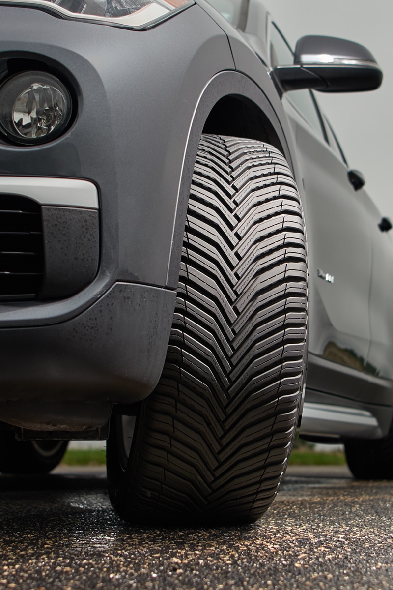 Michelin CrossClimate2 tire in winter conditions