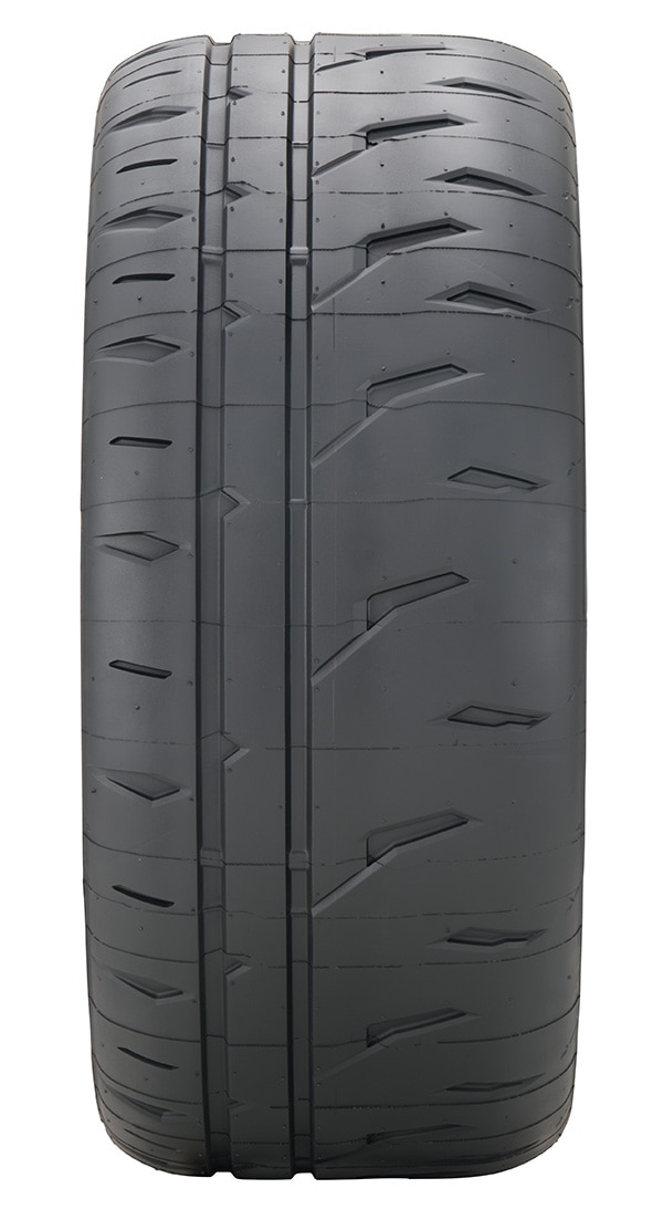 A shot of the tread pattern of the Bridgestone Potenza RE-71RZ