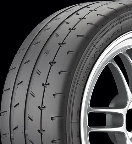 Yokohama ADVAN A052 (Original)