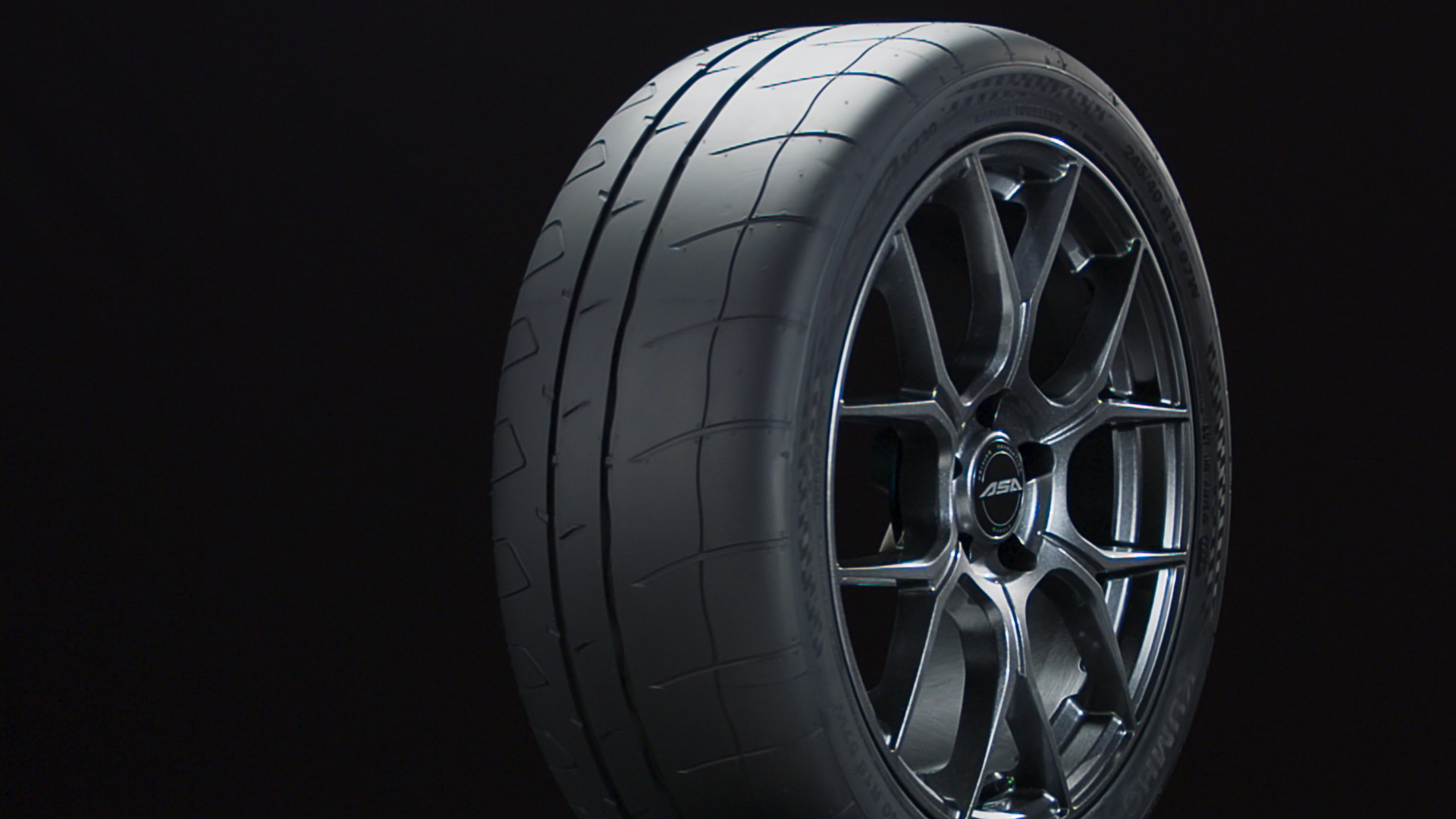 Kumho Ecsta V730 | Tire Rack