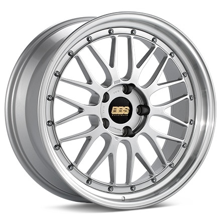 BBS LM Bright Sil w/Mach Lip Wheels 17 In 17x7.5 25 X11108